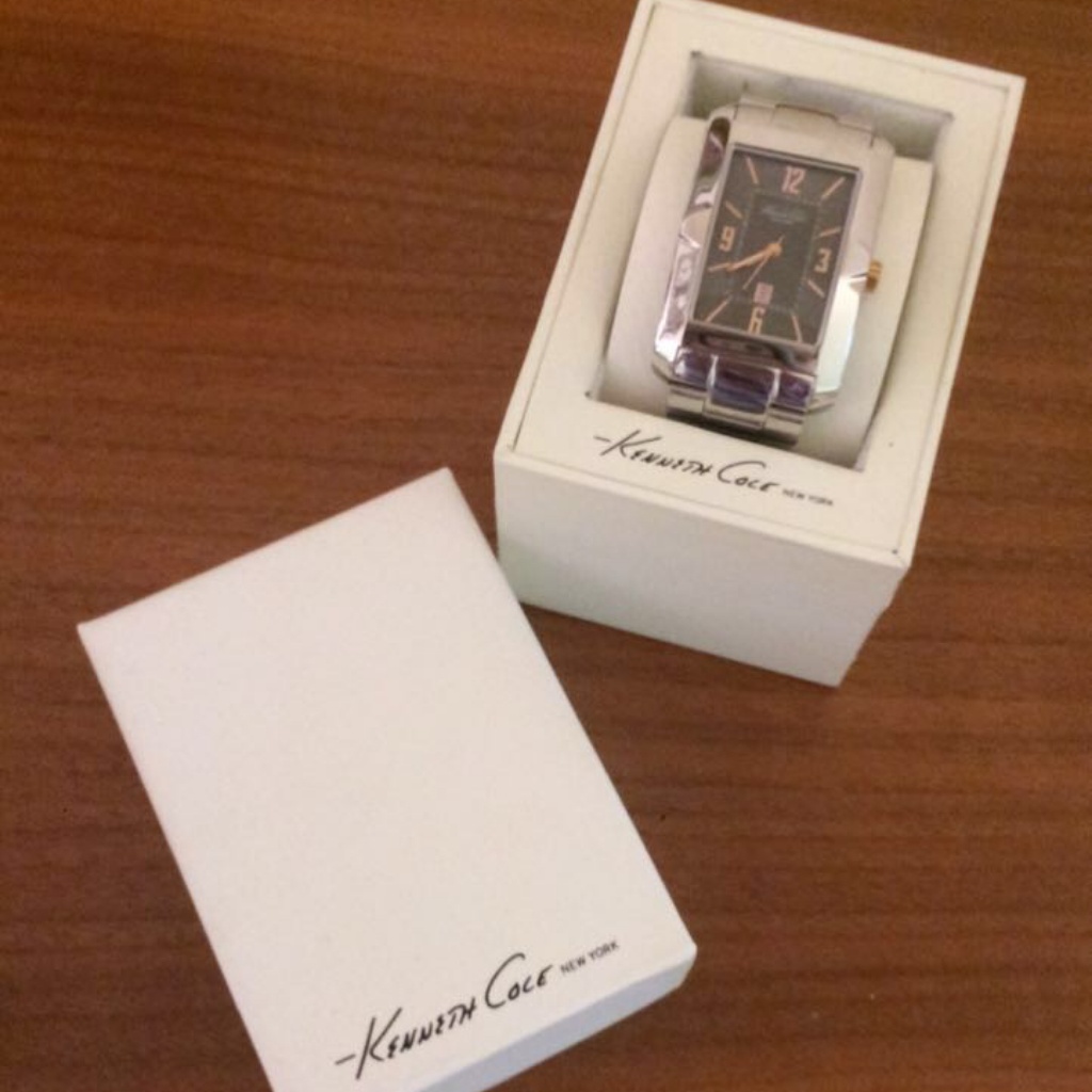 Beautiful Kenneth Cole Watch Brand New